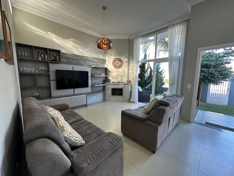 CASA À VENDA EM ATLÂNTIDA SUL!: 3ª foto da galeria de imagens do imóvel