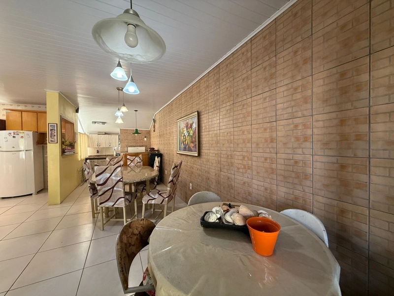 CASA À VENDA EM ATLÂNTIDA SUL!: 9ª foto da galeria de imagens do imóvel