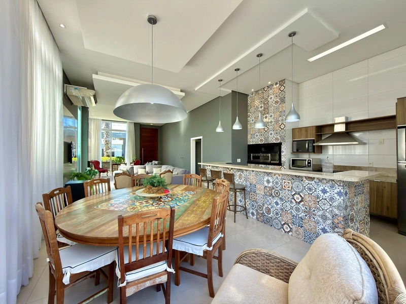 CASA À VENDA NO CONDOMÍNIO DUBAI RESORT!: 11ª foto da galeria de imagens do imóvel