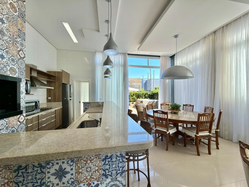 CASA À VENDA NO CONDOMÍNIO DUBAI RESORT!: 5ª foto da galeria de imagens do imóvel