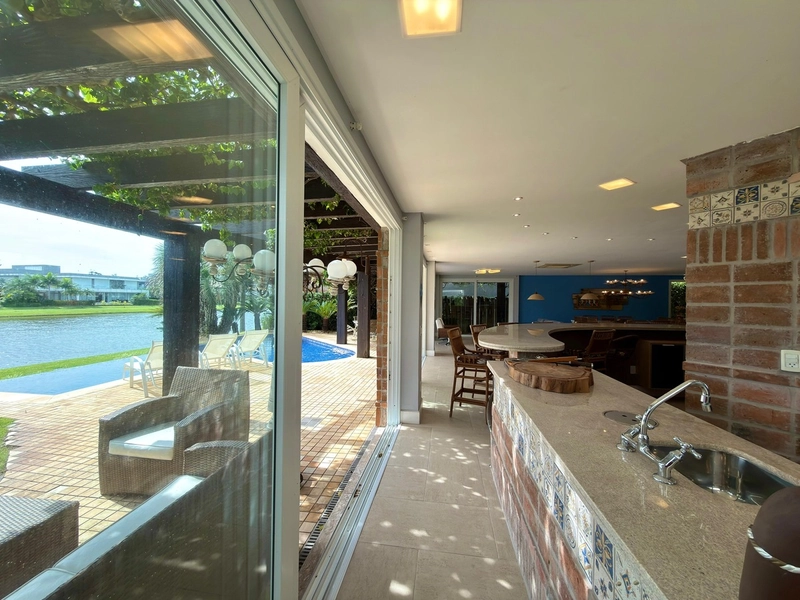 CONDOMÍNIO BOSQUES DE ATLÂNTIDA SOBRADO BEIRA LAGO  À VENDA!: 27ª foto da galeria de imagens do imóvel