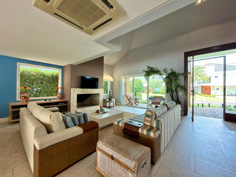 CONDOMÍNIO BOSQUES DE ATLÂNTIDA SOBRADO BEIRA LAGO  À VENDA!: 12ª foto da galeria de imagens do imóvel