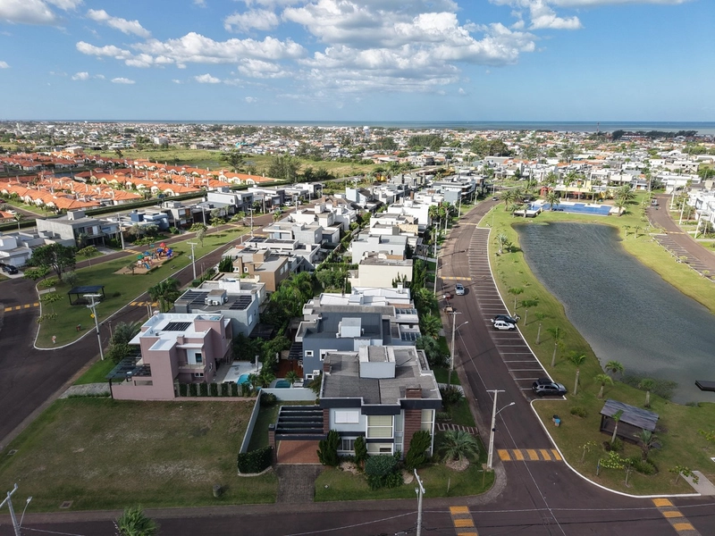 CONDOMÍNIO LAS PALMAS SOBRADO FRENTE LAGO À VENDA!: 39ª foto da galeria de imagens do imóvel