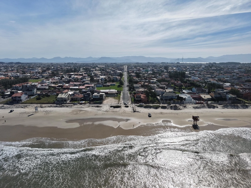 CASA EM SUPER LOTE  VENDA CENTRO  E PRÓXIMO AO BEIRA MAR XANGRI-LÁ: 26ª foto da galeria de imagens do imóvel