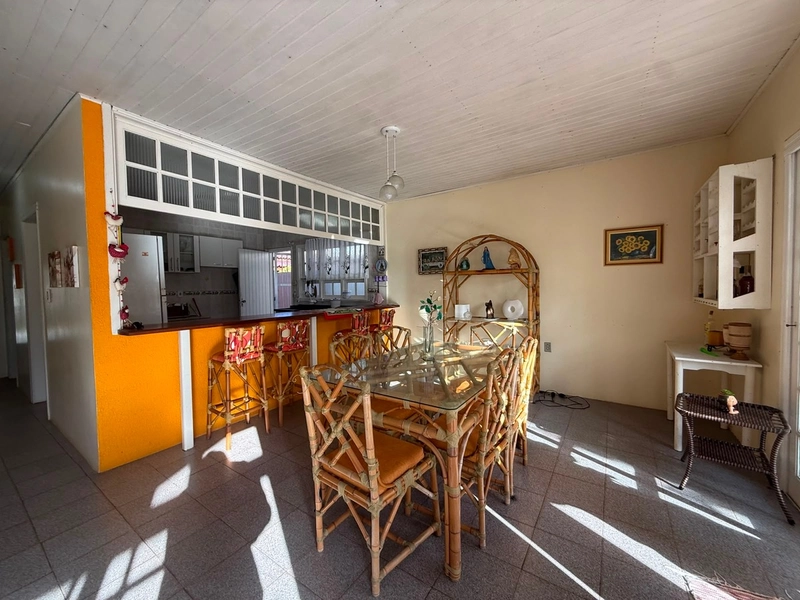 CASA À VENDA EM ATLÂNTIDA SUL!: 9ª foto da galeria de imagens do imóvel
