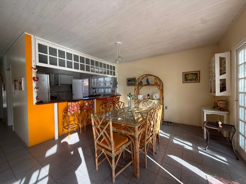 CASA À VENDA EM ATLÂNTIDA SUL!: 8ª foto da galeria de imagens do imóvel