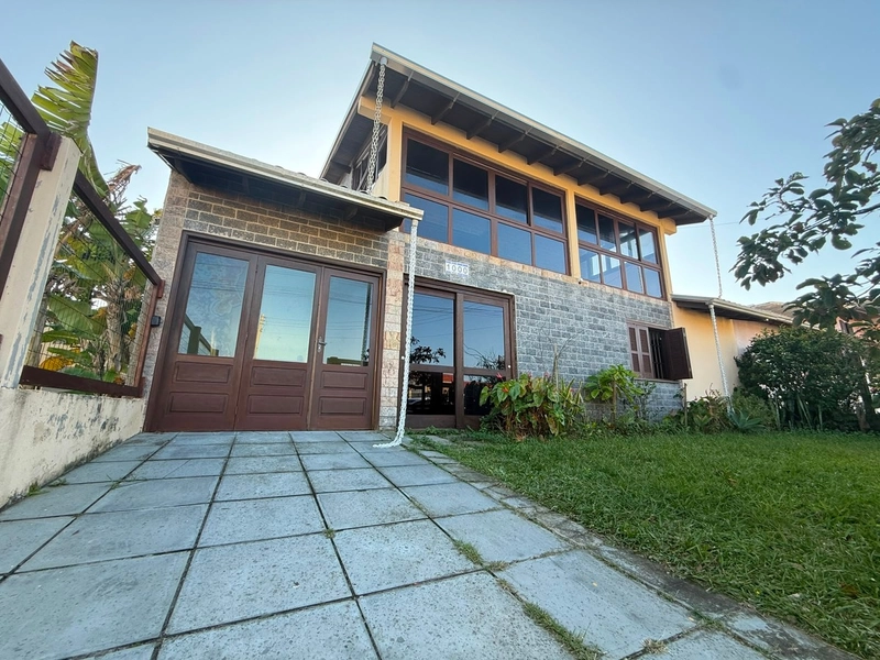 CASA À VENDA EM ATLÂNTIDA SUL!: 3ª foto da galeria de imagens do imóvel
