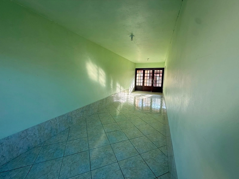 CASA À VENDA EM ATLÂNTIDA SUL!: 8ª foto da galeria de imagens do imóvel