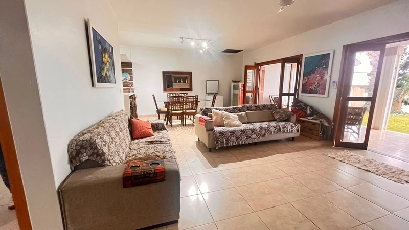 Casa com otima localização em Atlantida Sul: 15ª foto da galeria de imagens do imóvel