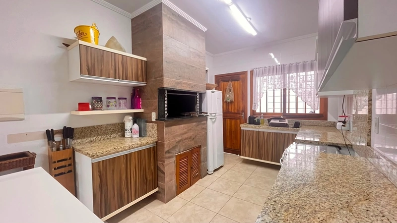 Casa com otima localização em Atlantida Sul: 12ª foto da galeria de imagens do imóvel