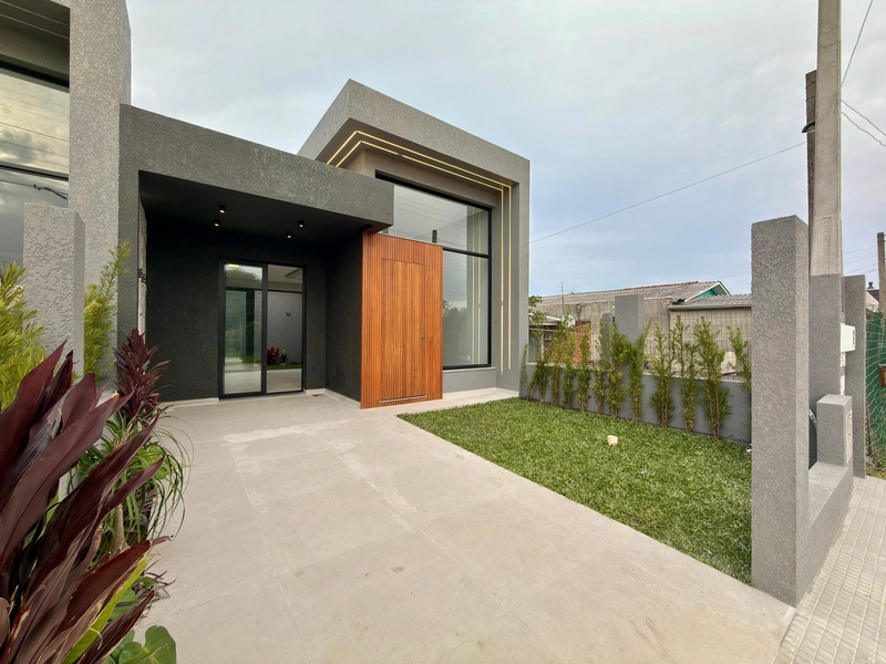 CASA À VENDA EM XANGRI-LÁ: 1ª foto da galeria de imagens do imóvel