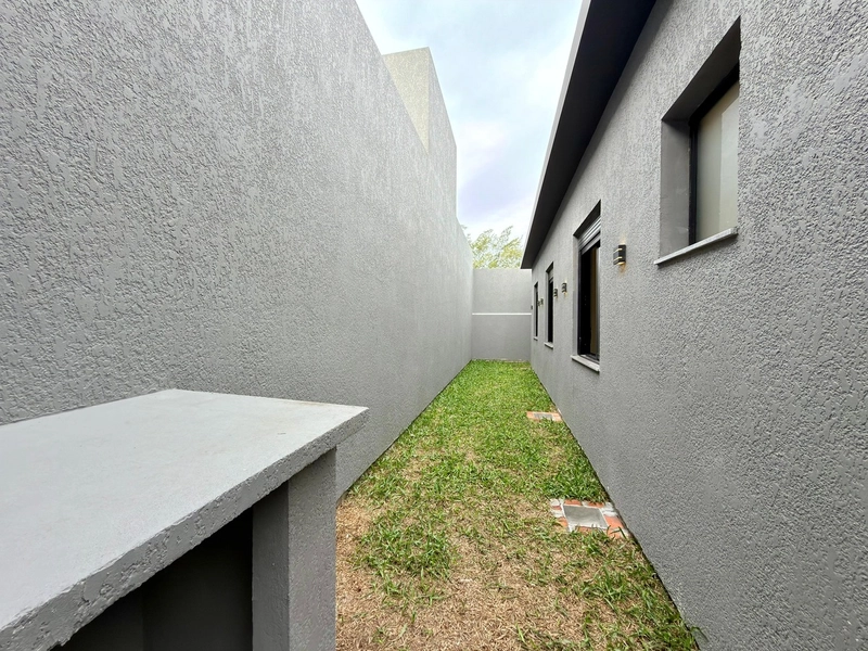CASA À VENDA EM XANGRI-LÁ: 8ª foto da galeria de imagens do imóvel
