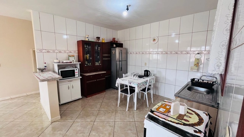 Casa a venda em Atlantida Sul: 5ª foto da galeria de imagens do imóvel