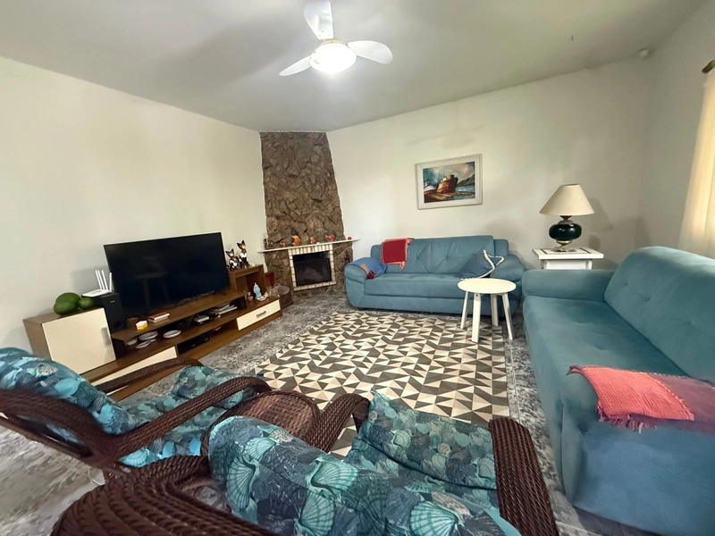 CASA À VENDA: 4ª foto da galeria de imagens do imóvel