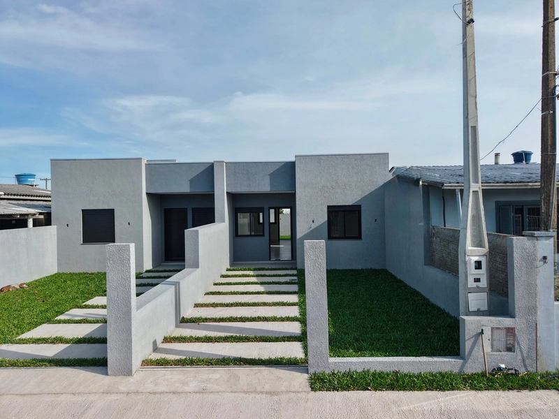 CASA À VENDA EM CAPÃO DA CANOA!: 1ª foto da galeria de imagens do imóvel