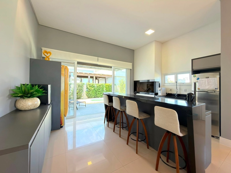 CASA À VENDA CONDOMÍNIO DUBAI: 7ª foto da galeria de imagens do imóvel