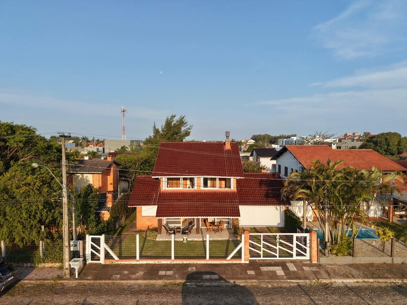 CASA À VENDA EM ATLÂNTIDA!: 5ª foto da galeria de imagens do imóvel