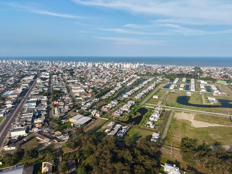 CASA À VENDA EM ATLÂNTIDA!: 47ª foto da galeria de imagens do imóvel