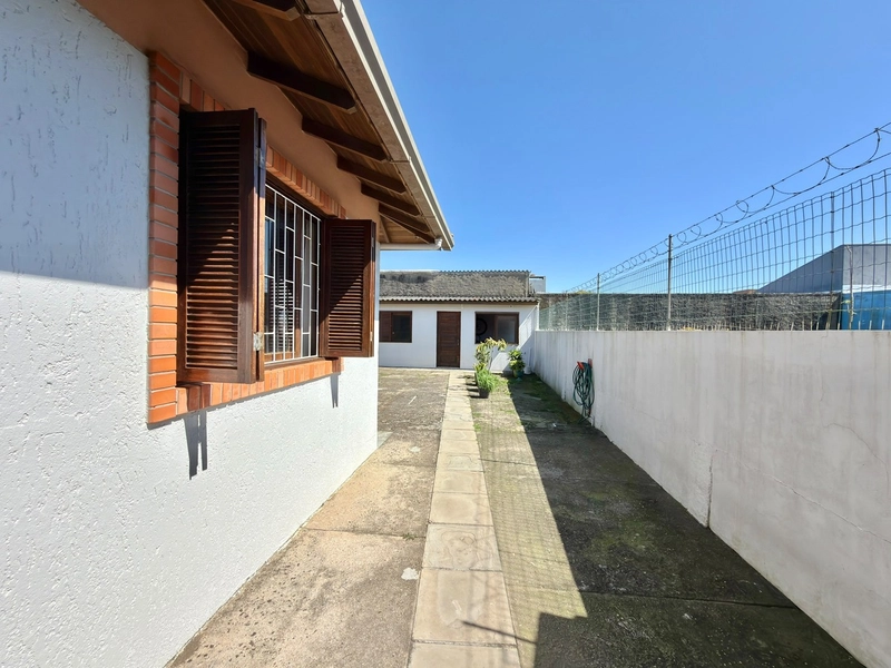 CASA À VENDA EM CAPÃO DA CANOA: 15ª foto da galeria de imagens do imóvel