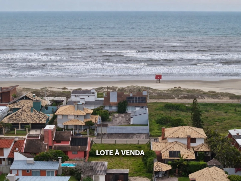 TERRENO À VENDA EM ATLÂNTIDA!: 2ª foto da galeria de imagens do imóvel
