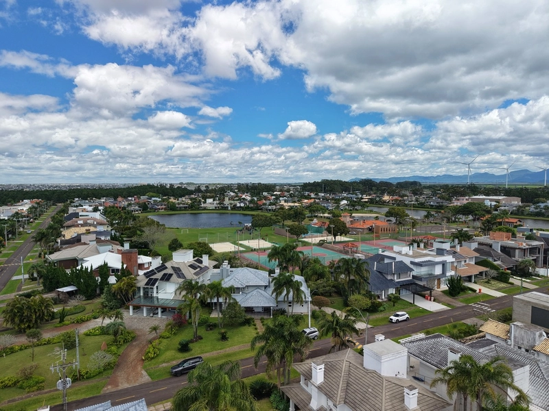 CASA À VENDA EM ATLÂNTIDA!: 3ª foto da galeria de imagens do imóvel