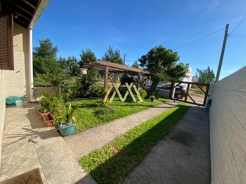 Casa à venda em Atlântida Sul!: 4ª foto da galeria de imagens do imóvel