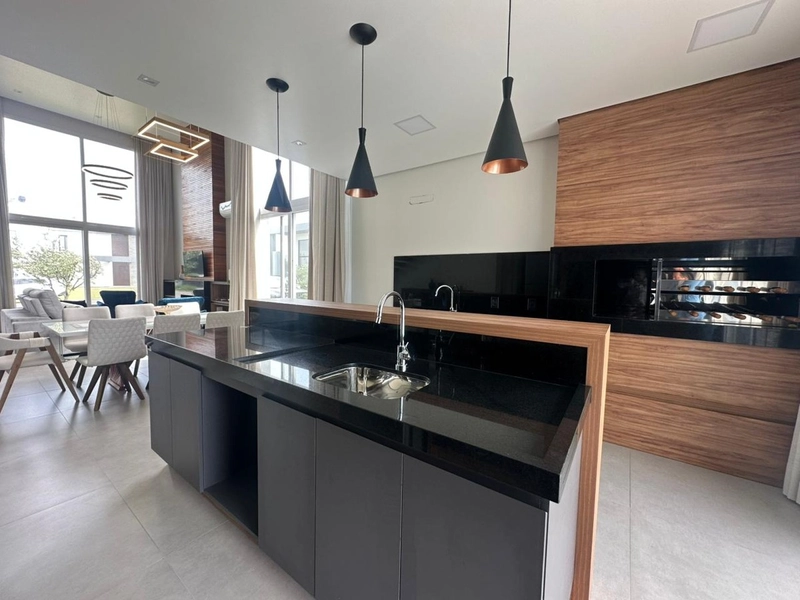 Sobrado à venda em condomínio fechado em Xangri-Lá!: 7ª foto da galeria de imagens do imóvel