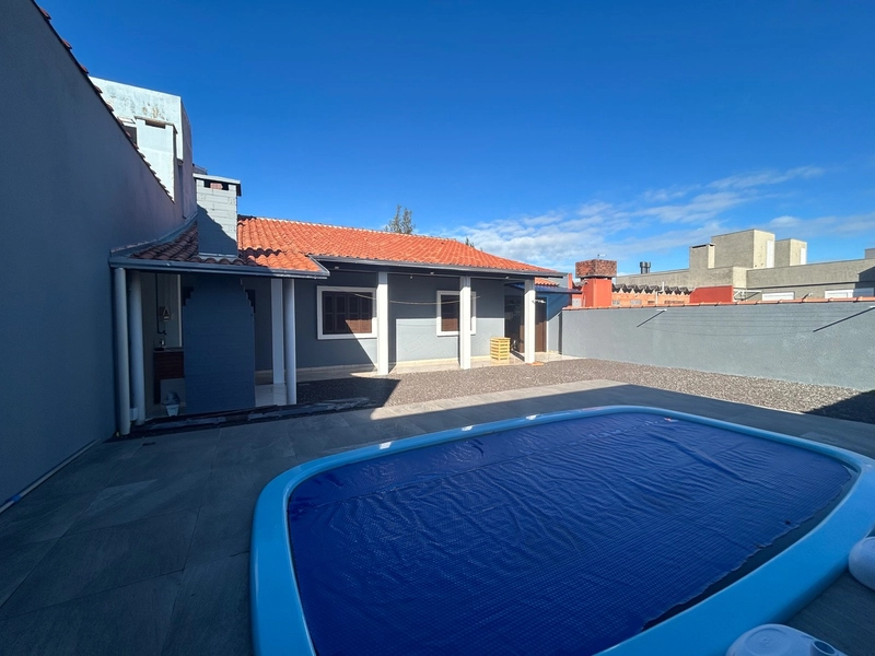 Casa à venda em Atlântida Sul próximo ao mar!: 12ª foto da galeria de imagens do imóvel