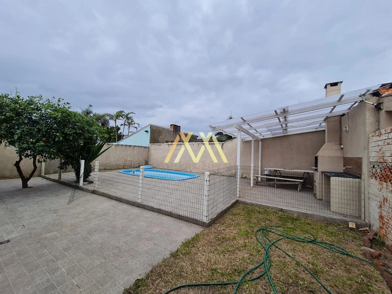 Casa com piscina à venda em Atlântida Sul!: 16ª foto da galeria de imagens do imóvel