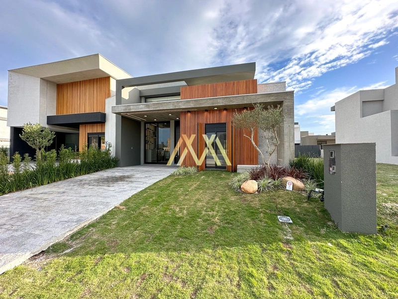 Excelente casa térrea com piscina: 2ª foto da galeria de imagens do imóvel