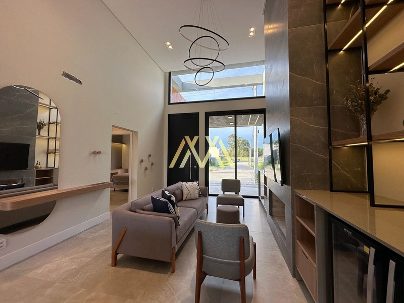 Excelente casa térrea com piscina: 4ª foto da galeria de imagens do imóvel