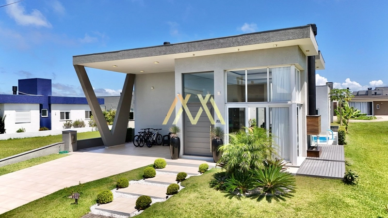 Excelente casa em condomínio!