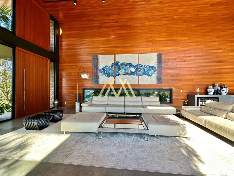 Belíssimo sobrado com piscina: 6ª foto da galeria de imagens do imóvel
