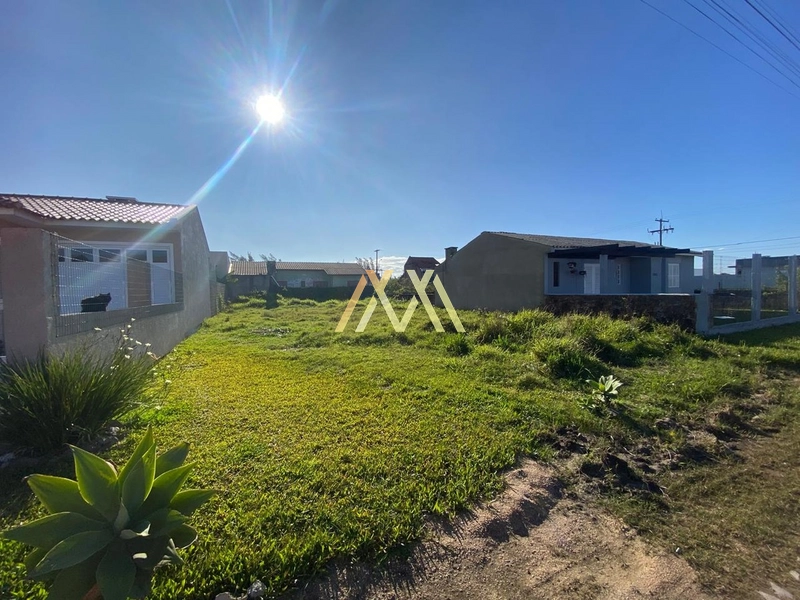 Terreno à venda em Atlântida Sul!