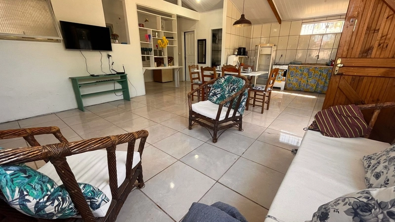 CASA COM PISCINA A VENDA EM ATLÂNTIDA SUL!: 10ª foto da galeria de imagens do imóvel