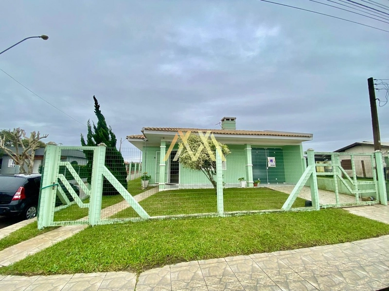 CASA À VENDA EM XANGRI-LÁ: 1ª foto da galeria de imagens do imóvel