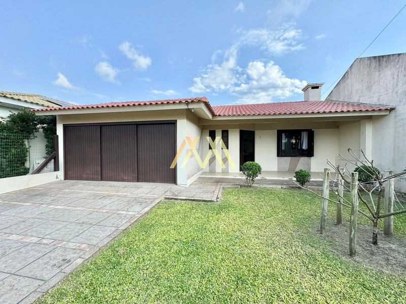 CASA A VENDA LADO MAR EM XANGRI-LÁ!: 1ª foto da galeria de imagens do imóvel