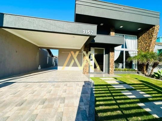 Casa à venda em Atlântida Sul!