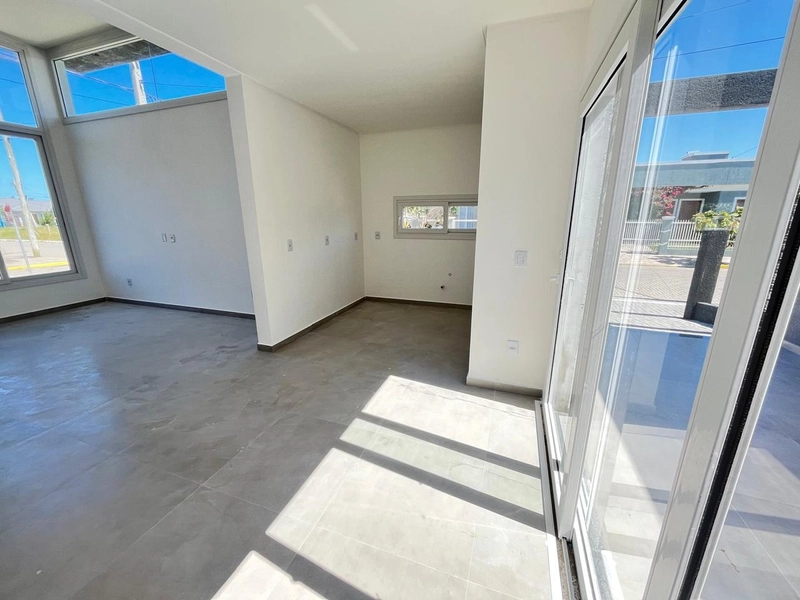 Casa à venda em Atlântida Sul!: 6ª foto da galeria de imagens do imóvel