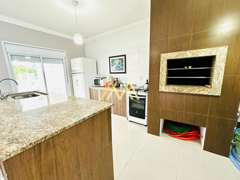 Casa a venda em Atlântida Sul: 9ª foto da galeria de imagens do imóvel