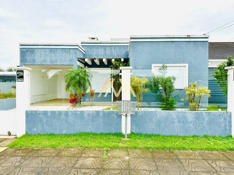 Casa a venda em Atlântida Sul: 2ª foto da galeria de imagens do imóvel