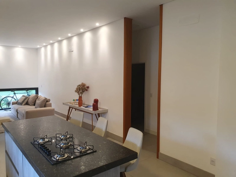 Casa Térrea Mobiliada com 4 Suítes no Condomínio Blue: 4ª foto da galeria de imagens do imóvel