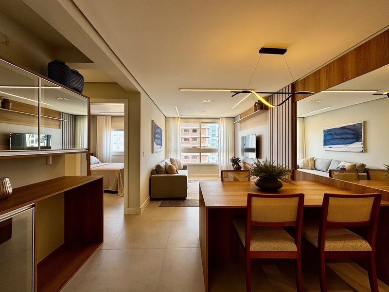 Apartamento 2 Dormitórios com Suíte | A 1 Quadra do Mar | Zona Nova –: 7ª foto da galeria de imagens do imóvel