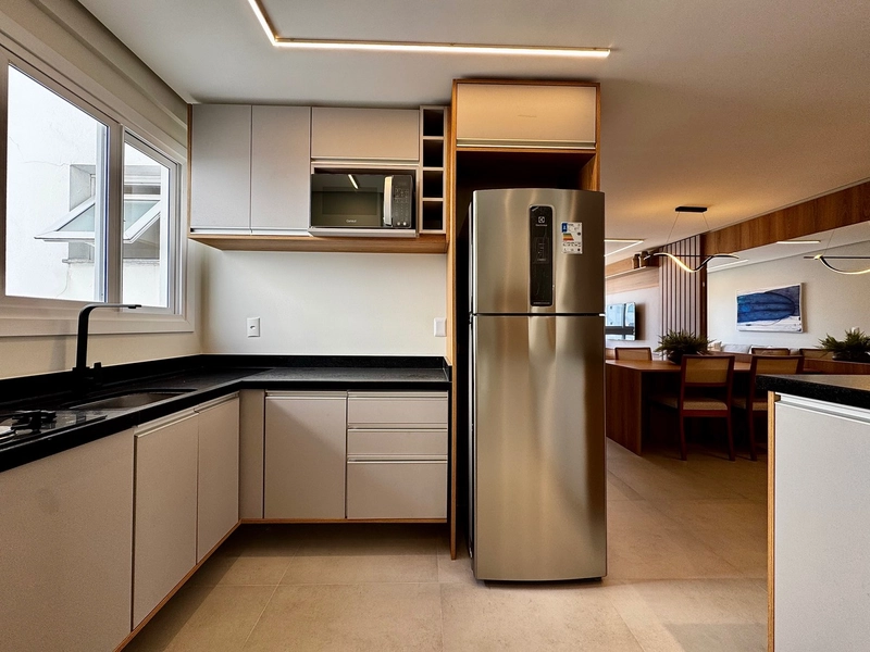 Apartamento 2 Dormitórios com Suíte | A 1 Quadra do Mar | Zona Nova –: 5ª foto da galeria de imagens do imóvel