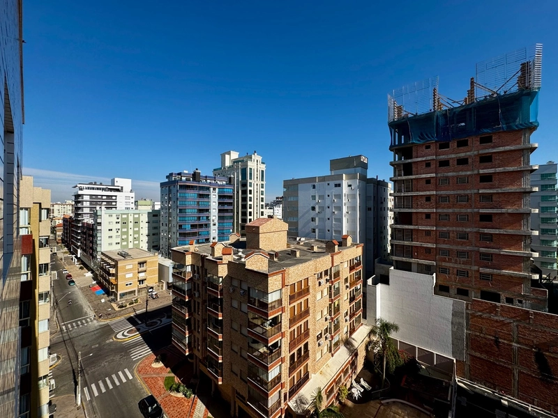 Apartamento 2 Dormitórios com Suíte | A 1 Quadra do Mar | Zona Nova –: 12ª foto da galeria de imagens do imóvel