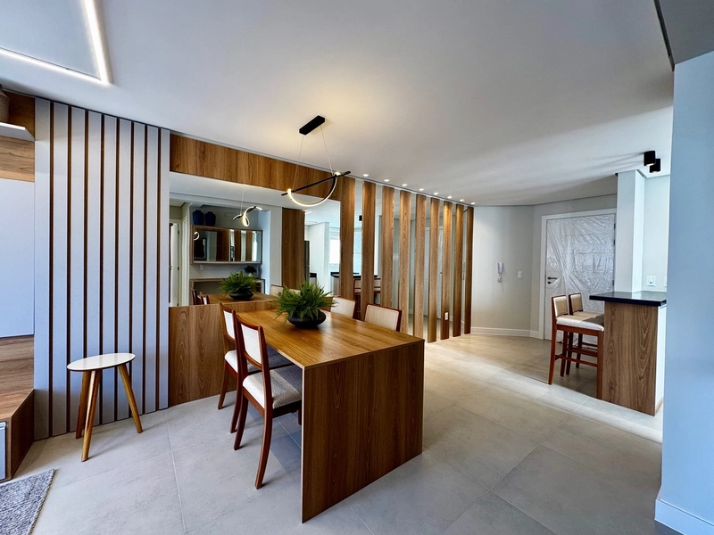 Apartamento 2 Dormitórios com Suíte | A 1 Quadra do Mar | Zona Nova –: 9ª foto da galeria de imagens do imóvel