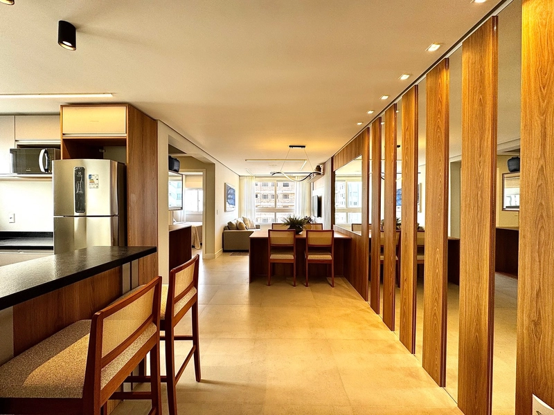 Apartamento 2 Dormitórios com Suíte | A 1 Quadra do Mar | Zona Nova –: 2ª foto da galeria de imagens do imóvel