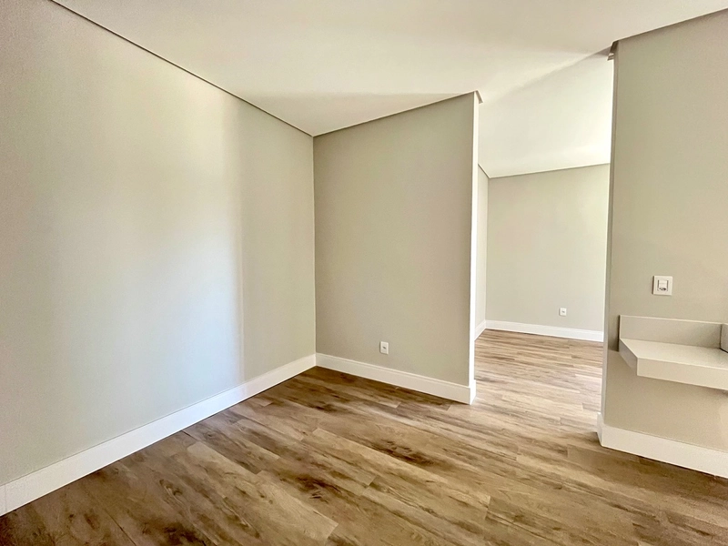 Casa nova à venda de alto padrão com piscina: 19ª foto da galeria de imagens do imóvel