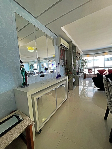 MANSÃO SUSPENSA COM VISTA PARA O MAR!: 4ª foto da galeria de imagens do imóvel