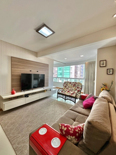 SACADA DE FRENTE JUNTO A PRAÇA LUIS BASSANI: 6ª foto da galeria de imagens do imóvel